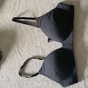 Victoria's secret bra, 36B, black
